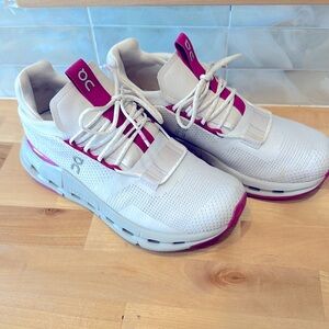 Women’s BARBIE OnCloud shoes size 6